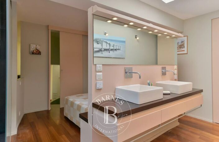 Collonges-au-Mont d'Or - Appartement de  99 m² - 2 Chambres - Jardin environ 300m² — photo 3