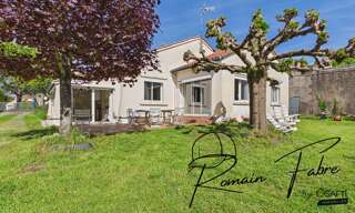 Maison 5 Pièces 106 m² à vendre à Saint-Martin-Lacaussade (33390)