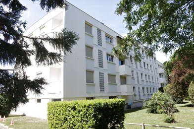 Appartement 3 pièces 222600 €