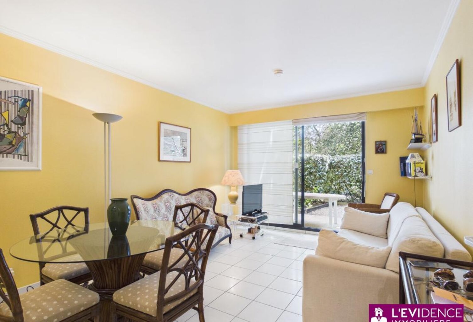 Appartement À Vendre — photo 1