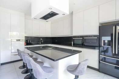 Maison 7 pièces 823000 €