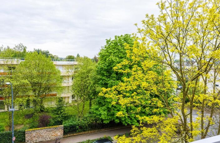 Appartement lumineux avec terrasse et parking — photo 4