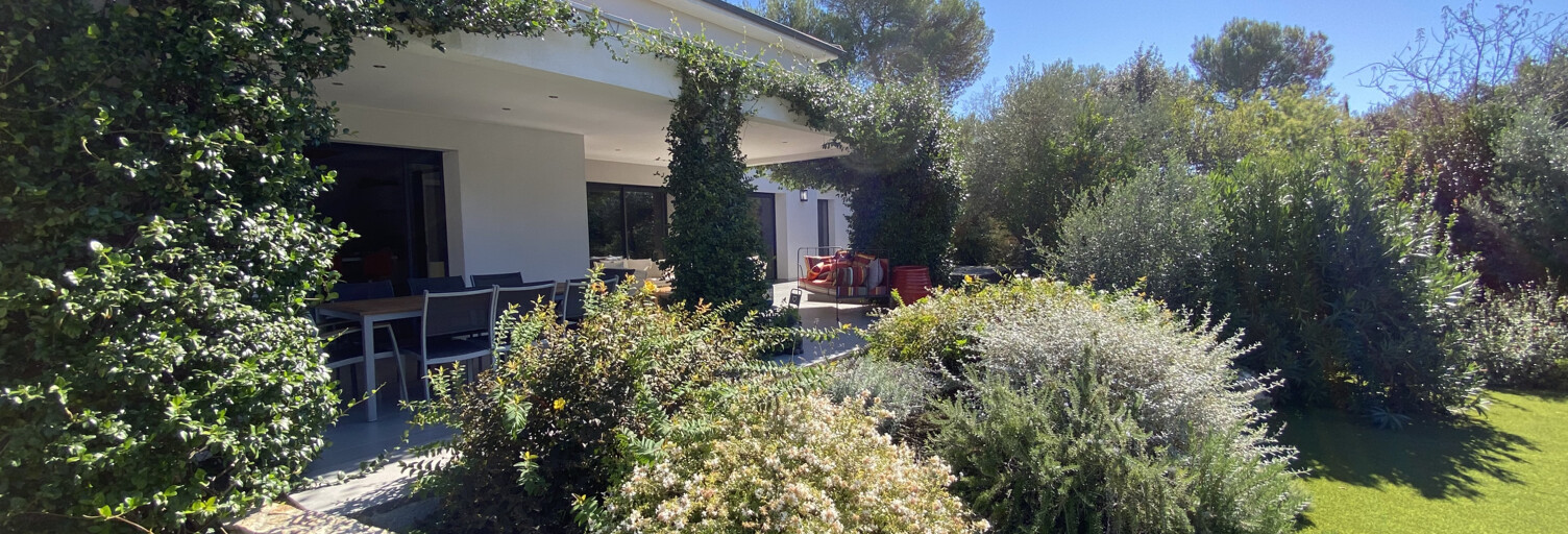 Maison 7 Pièces 200 m² à vendre à Nîmes (30900)