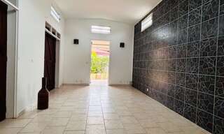 Maison 2 Pièces 92 m² à louer à Lamentin (97129)