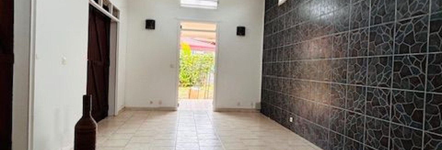 Maison 2 Pièces 92 m² à louer à Lamentin (97129)