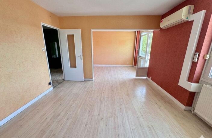 Appartement lumineux traversant de 83 m² avec double balcon – Garage et cave inclus – La Grand-Croix (42320) — photo 4