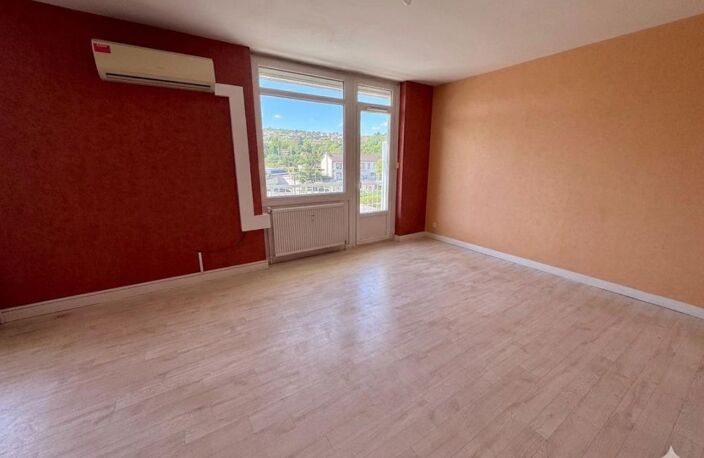Appartement lumineux traversant de 83 m² avec double balcon – Garage et cave inclus – La Grand-Croix (42320) — photo 5