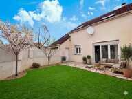 Maison À Vendre - 5 pièces - Les Mureaux — photo 2