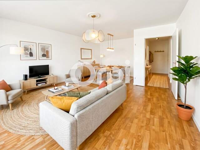 Appartement À Vendre — photo du bien