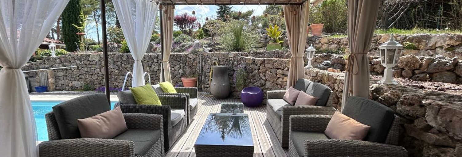 Maison 5 Pièces 127 m² à vendre à Tourtour (83690)