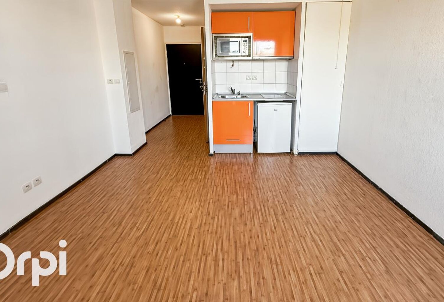 Appartement À Vendre type Studio lumineux avec parking – Montpellier Près d’Arènes — photo 1
