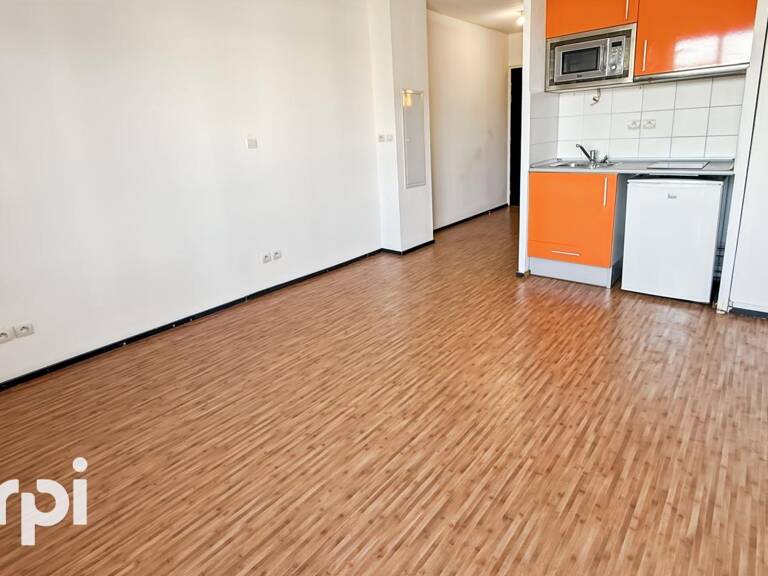 Appartement À Vendre type Studio lumineux avec parking – Montpellier Près d’Arènes — photo 1