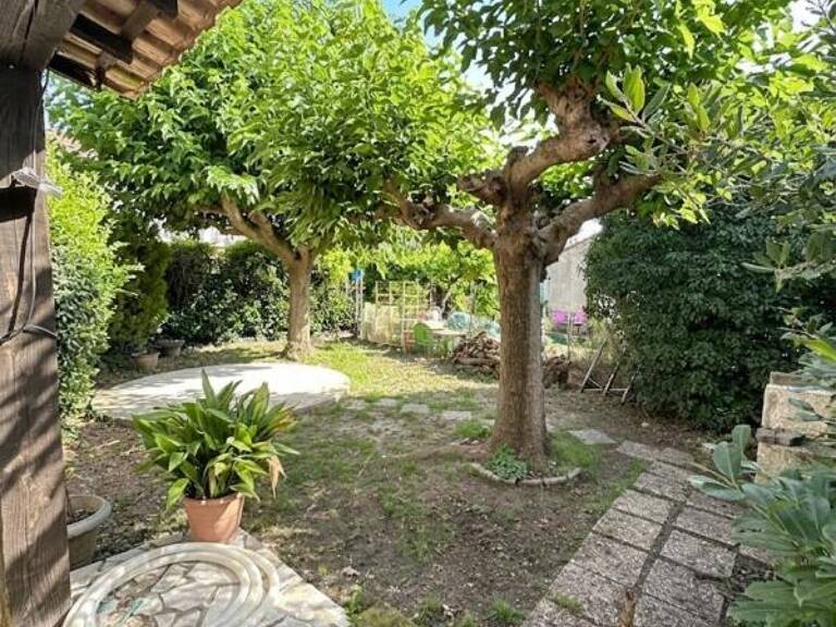 Maison À Vendre Nîmes Mas de Possac à rénover — photo 1