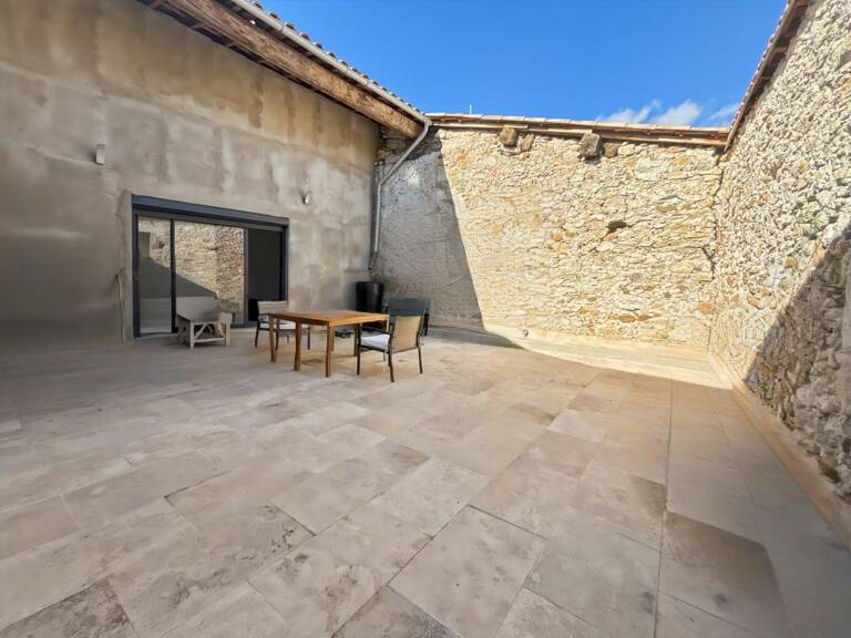 Maison de village – Charme, confort et emplacement idéal — photo 1