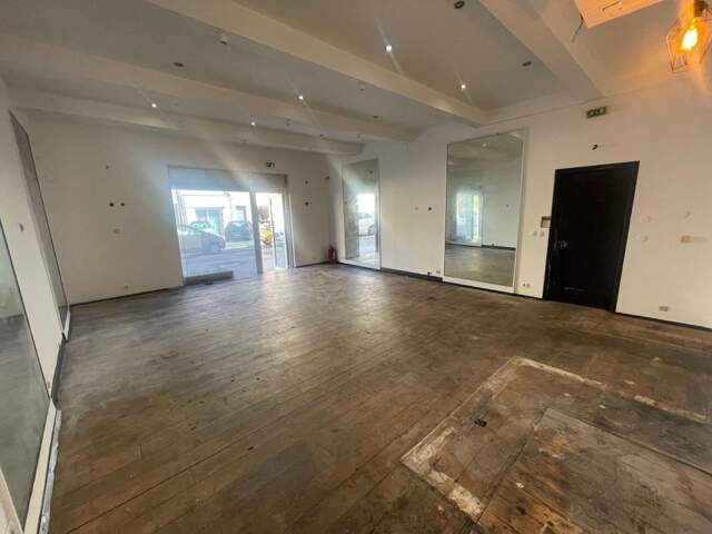 A VENDRE LA SEYNE SUR MER 83500 MURS COMMERCIAUX BELLE VISIBILITE — photo du bien