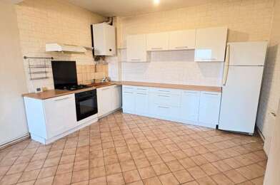 Appartement 3 pièces 770 €