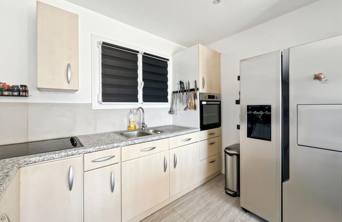 Appartement À Vendre T2 40M² TERRASSE 60M² — photo 3