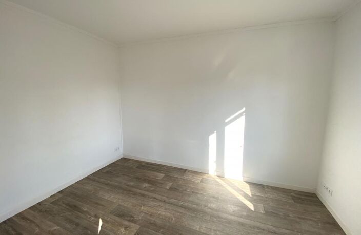 Appartement À Vendre — photo 3