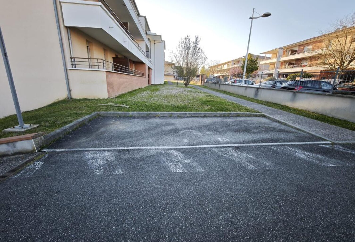Places de Parking À Vendre à Léguevin — photo 1