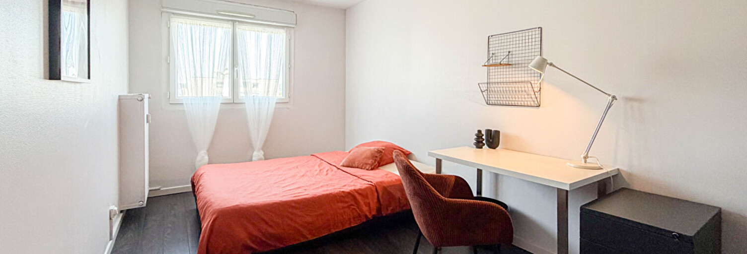 Appartement  86 m² à louer à Vaulx-en-Velin (69120)