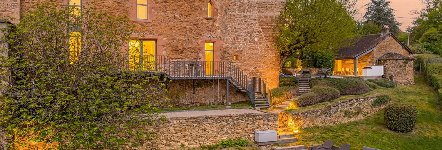 Maison 8 Pièces 320 m² à vendre à Panossas (38460)