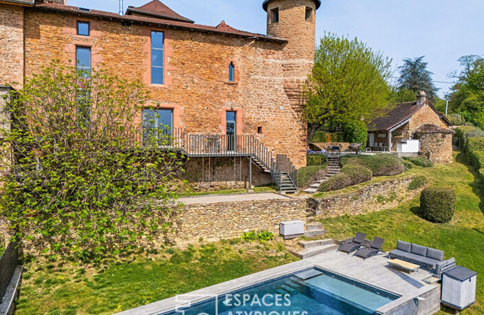 Ancienne bâtisse du Château Rouge rénovée — photo 2