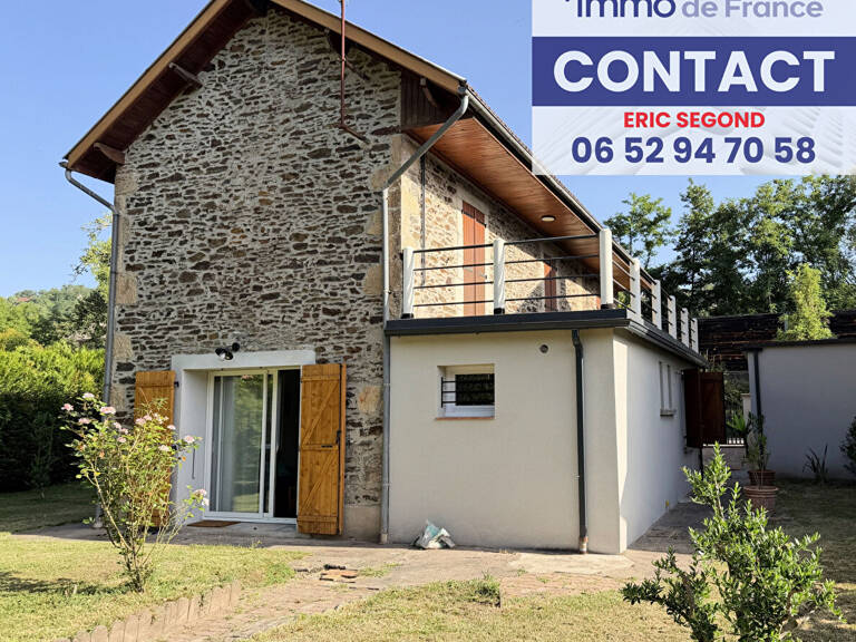 Belle maison en pierre rénovée avec terrain plat — photo 1