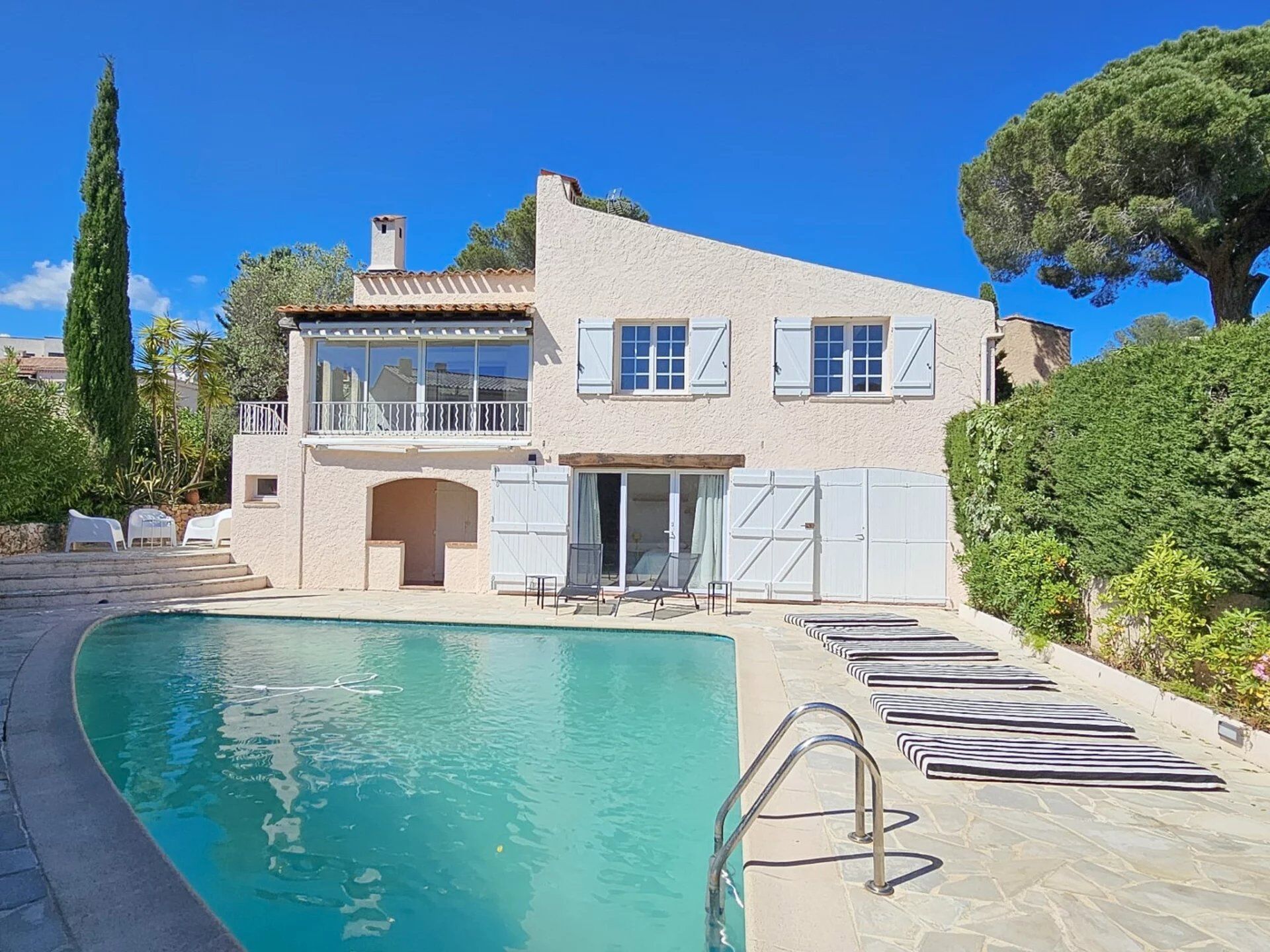 Photo Villa de 7 pièces Saint-Raphaël