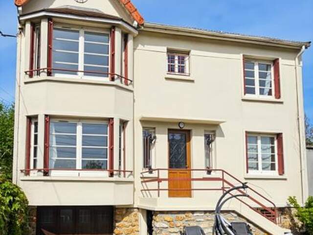 Maison À Vendre — photo du bien