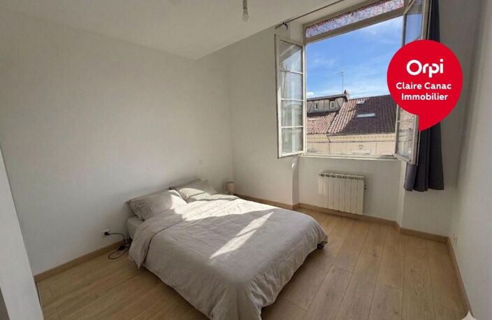 Appartement de charme T3 au cœur de Lavaur – Immeuble bourgeois, centre-ville, coup de cœur assuré — photo 4