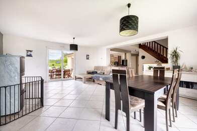 Maison 7 pièces 349900 €