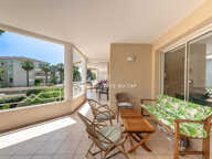 Appartement de standing 156 m² Saint-Raphaël Boulouris Terrasse 43 m² Piscine 2 garages — photo 2