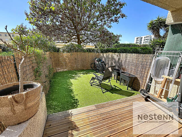 fréjus plage, rez-de-jardin, terrasse, parking et cave — photo du bien