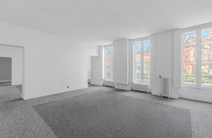 Toulouse Jean-Jaures Wilson bureau de 242 m² dans immeuble de caractère — photo 5