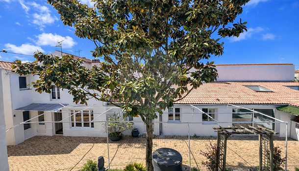 Villa / Maison 10 pièces  à vendre Tremblade (La) 17390