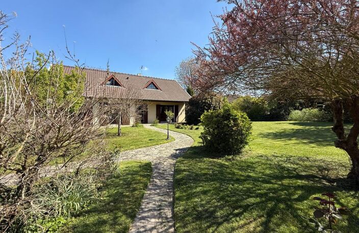 Maison À Vendre 153m2 avec Sous-sol et Jardin — photo 2