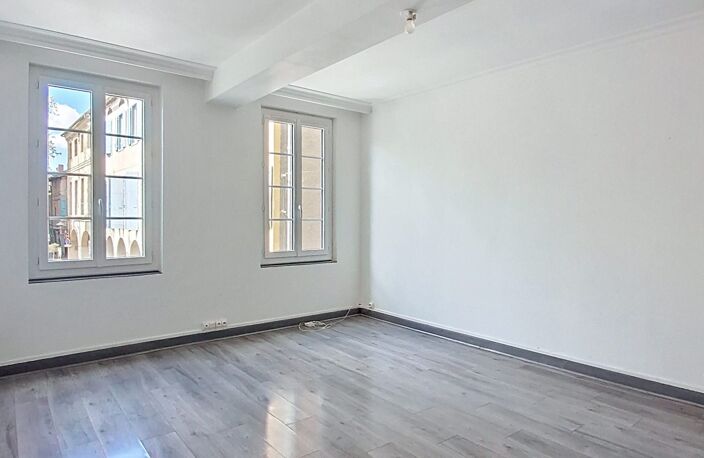 Réalmont centre - Appartement T4 — photo 2