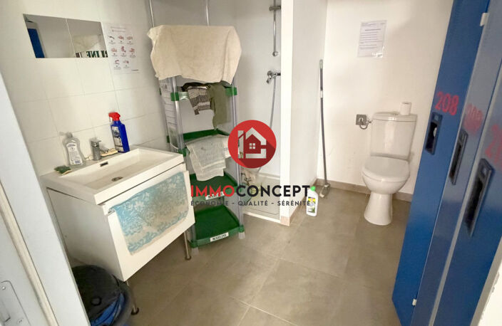 Immobilier Professionnel à vendre Laudun-l'Ardoise — photo 4