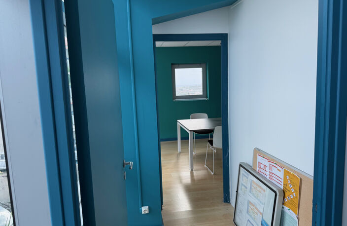 A vendre en totalité Immeuble de rapport / 'CARRE D'AFFAIRES — photo 4
