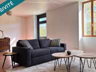 Lot immobilier comprenant une maison 5 chambres + une maison 2 chambres, sur environ 1,1 hectare. — photo 2