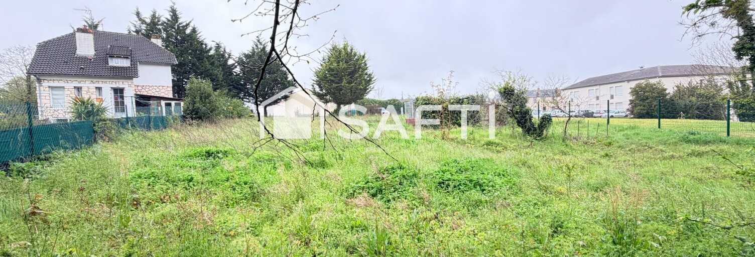 Terrain  1045 m² à vendre à Fontenay-le-Comte (85200)