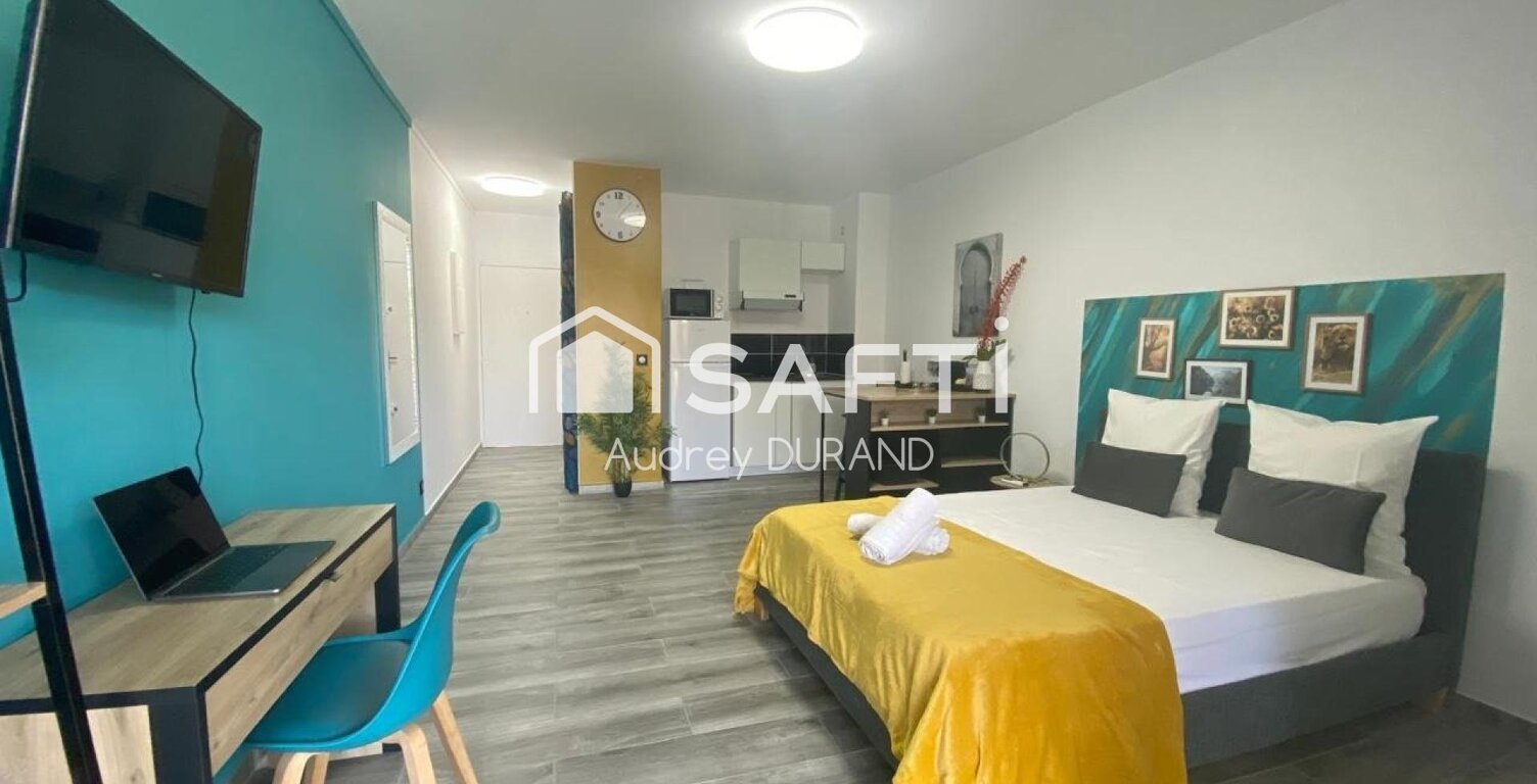 STUDIO MEUBLE AVEC TERRASSE DANS RESIDENCE AVEC PISCINE, TERRAIN DE TENNIS ET PARKING — photo 1