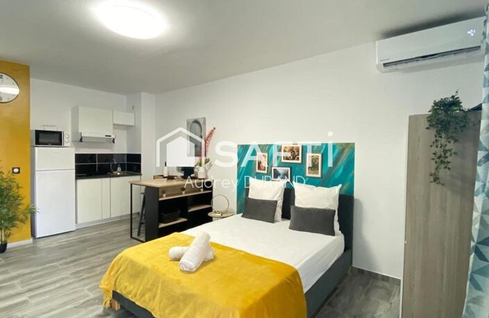 STUDIO MEUBLE AVEC TERRASSE DANS RESIDENCE AVEC PISCINE, TERRAIN DE TENNIS ET PARKING — photo 2