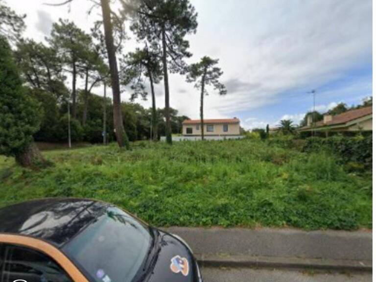 ANGLET CHIBERTA TERRAIN AVEC EMPLACEMENT EXCEPTIONNEL — photo 1