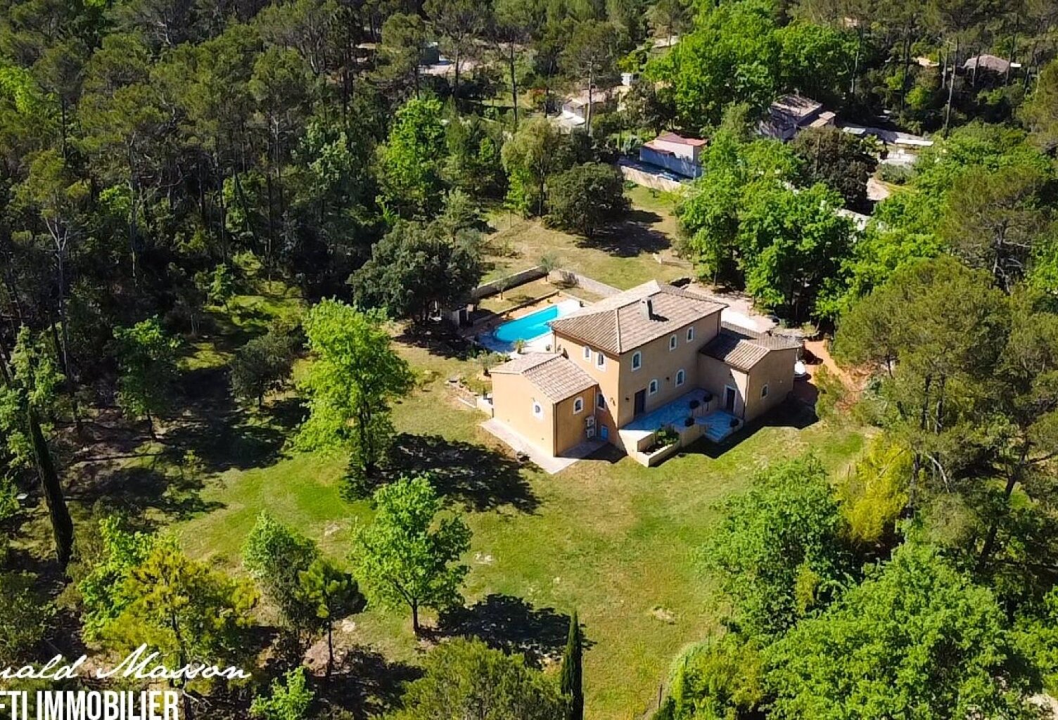 Élégance provençale et art de vivre au cœur de la Provence Verte — photo 1