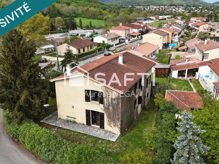 Maison familiale avec potentiel et jardin — photo 1