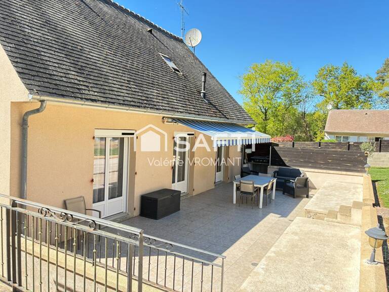 Pavillon avec grand terrain — photo 1
