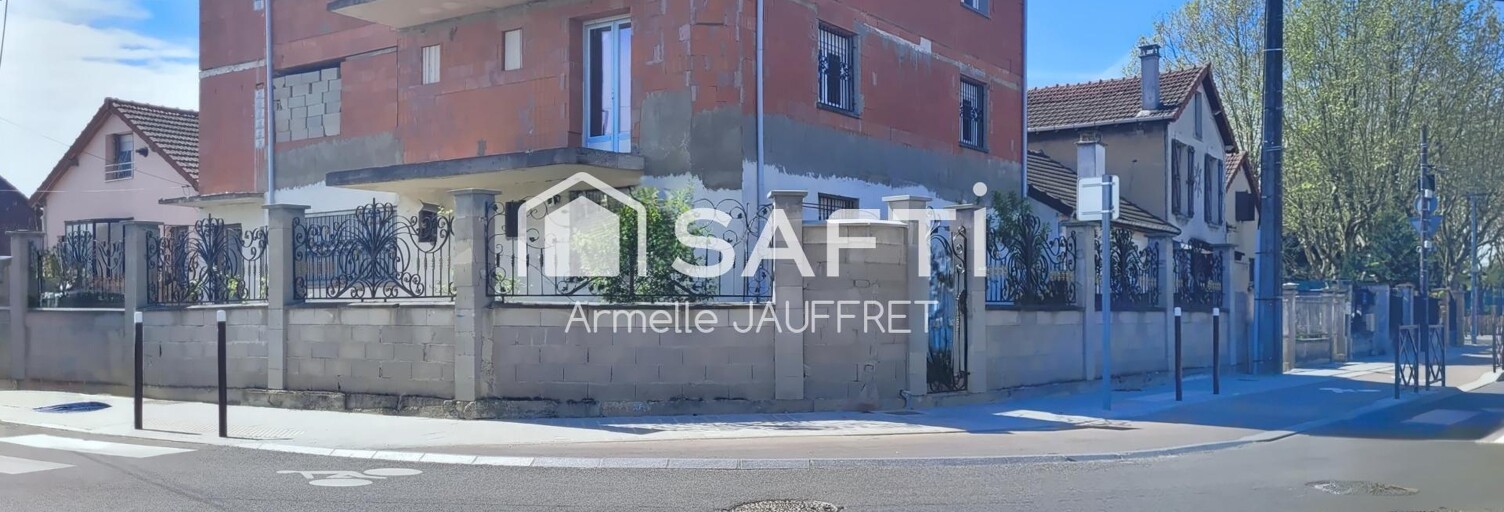 Maison 9 Pièces 190 m² à vendre à Stains (93240)