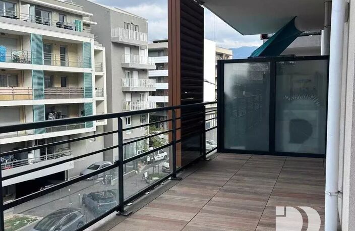 Nice Saint Isidore - 2 pièces - Terrasse — photo 3