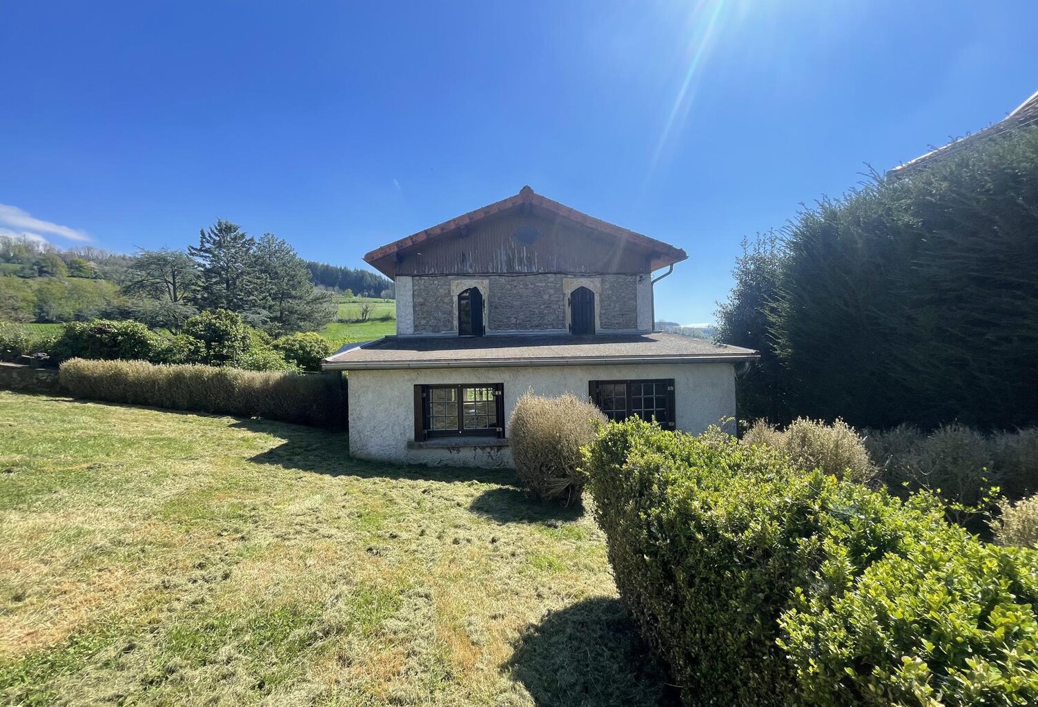 Vente maison 3 pièces 41 m² Thizy-les-Bourgs (69240) — photo 1